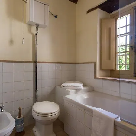 Della Genga Country Houses Poreta