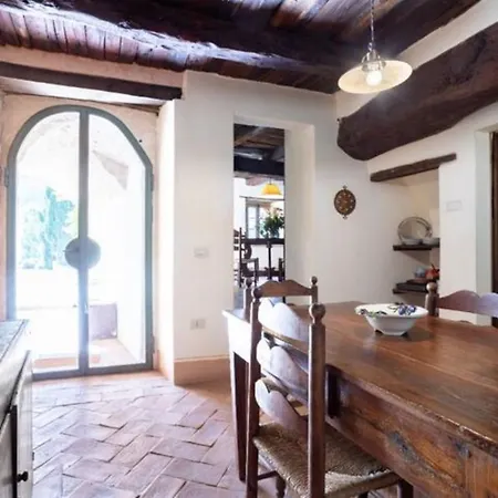 Della Genga Country Houses * Poreta