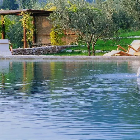 Della Genga Country Houses Poreta