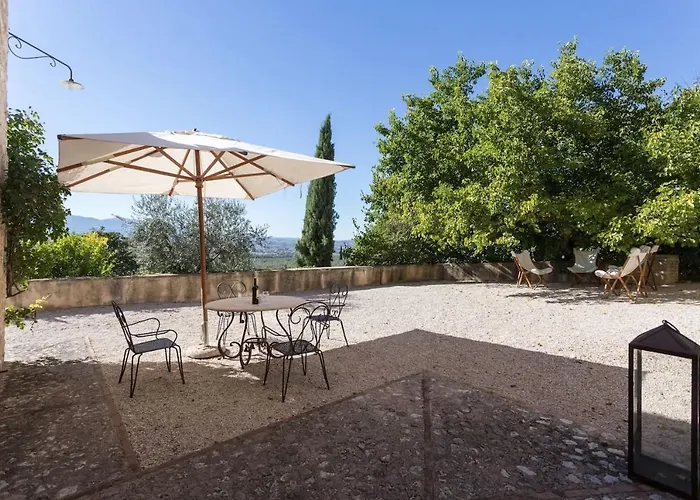 Della Genga Country Houses * Poreta